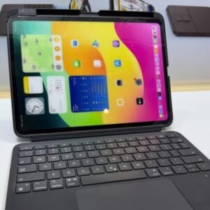 ESR Flex Keyboard Case for iPad 11/10 with Trackpad